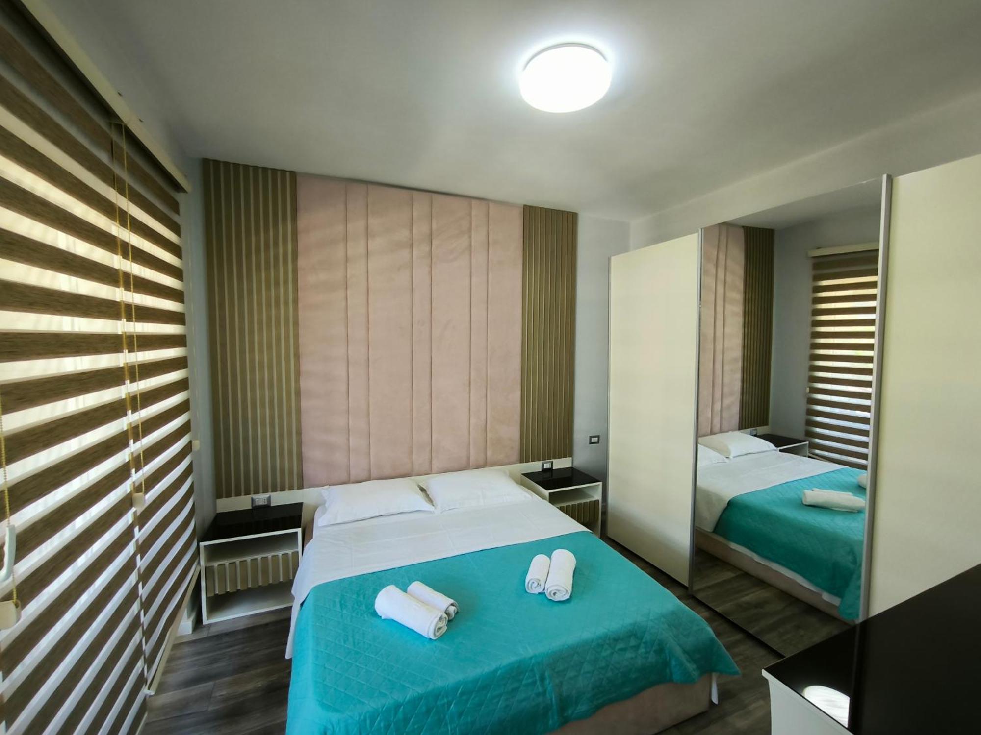 Artemis Beach House Вльора Екстер'єр фото
