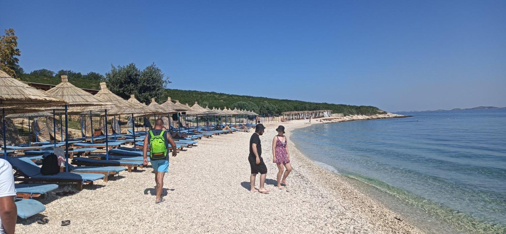 Artemis Beach House Вльора Екстер'єр фото
