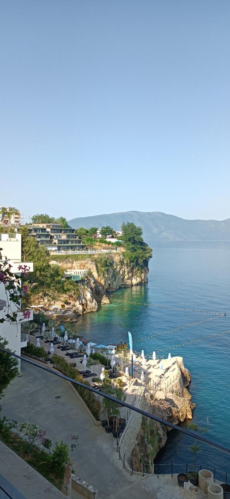 Artemis Beach House Вльора Екстер'єр фото
