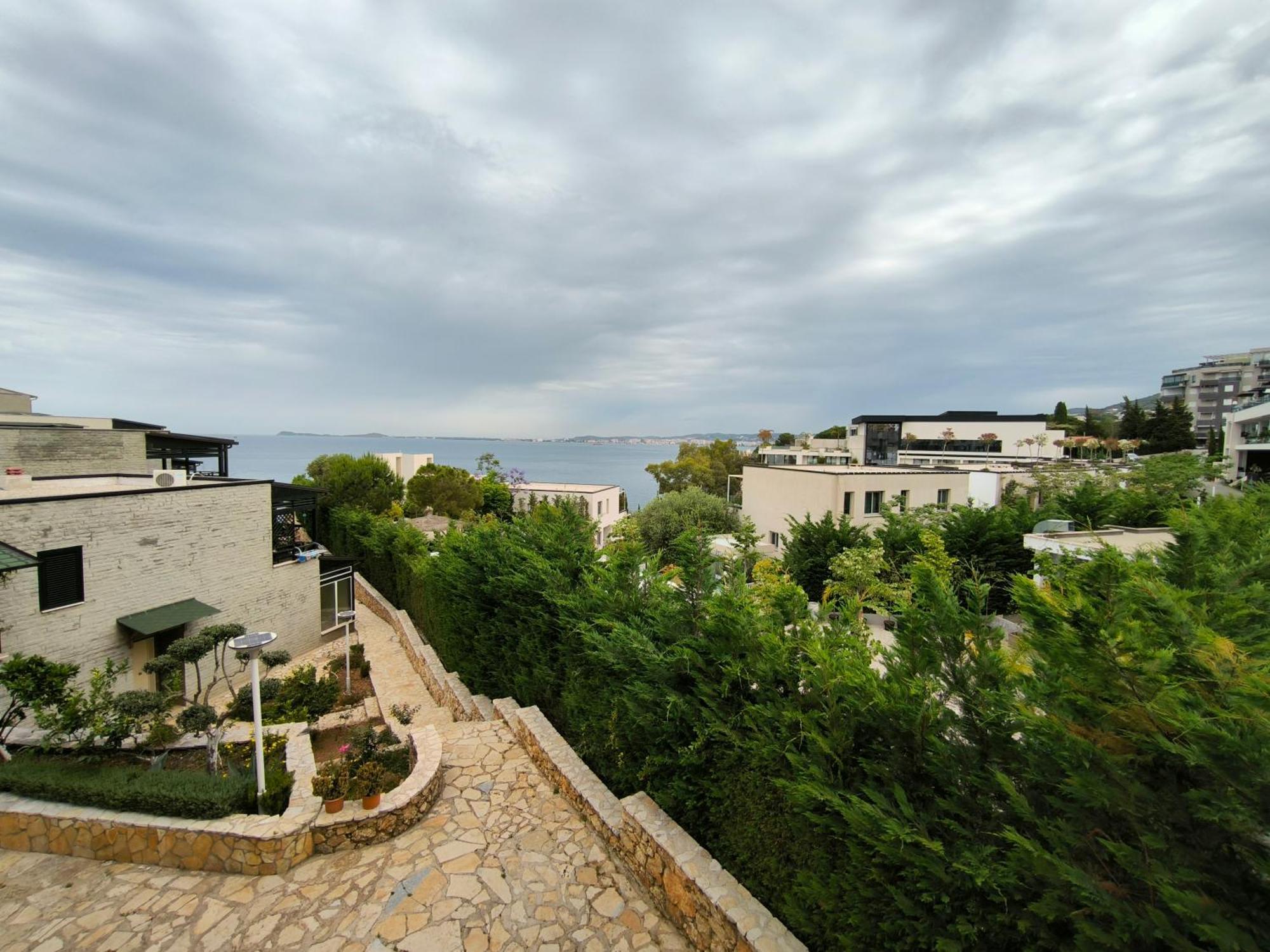 Artemis Beach House Вльора Екстер'єр фото