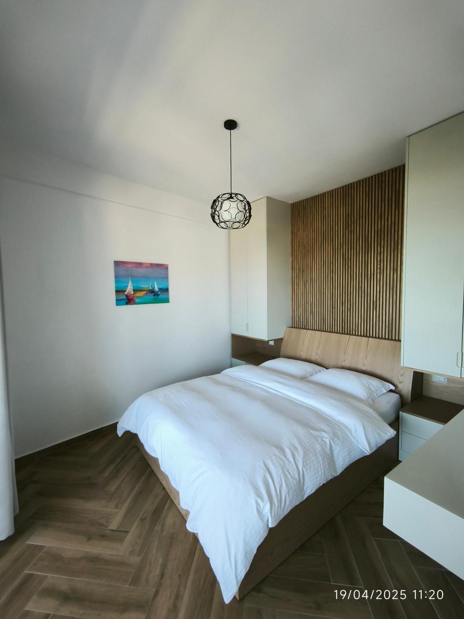 Artemis Beach House Вльора Екстер'єр фото