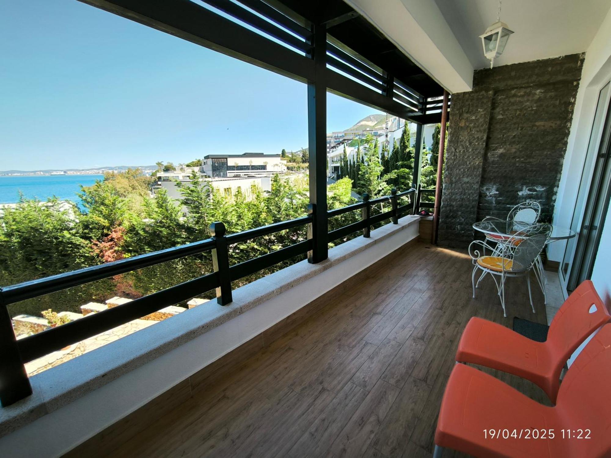 Artemis Beach House Вльора Екстер'єр фото