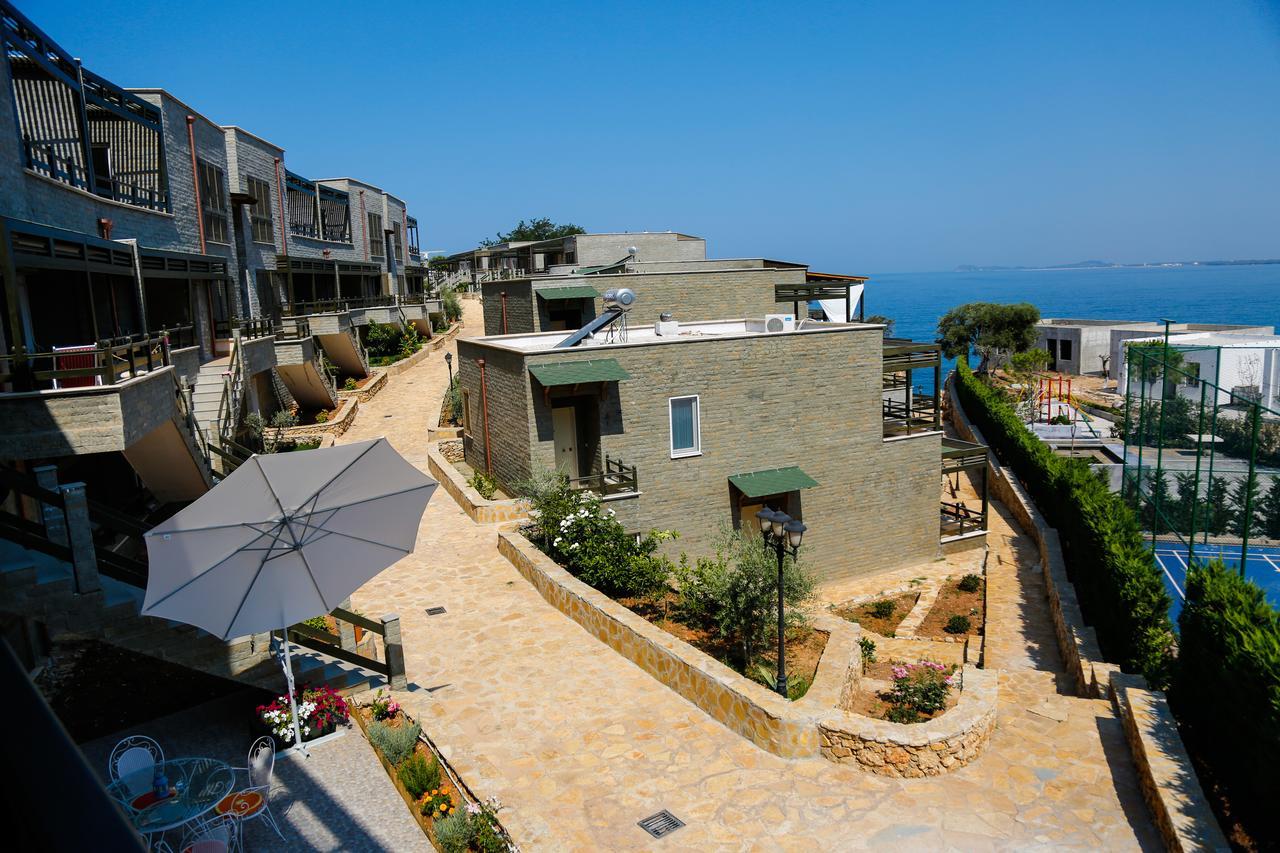 Artemis Beach House Вльора Екстер'єр фото